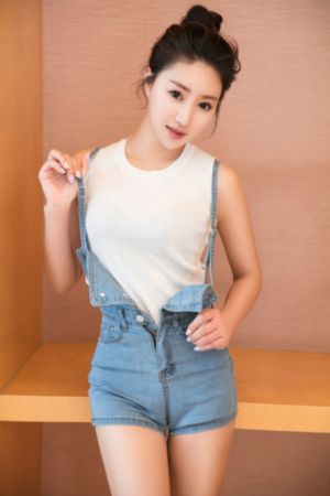 亚洲欧美成一区二区综合精品区_720韩国电影在线观看