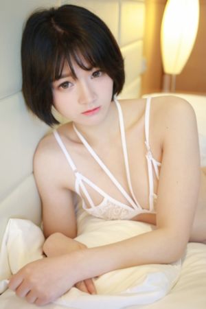 ass亚洲小美女粉嫩pⅰcs_蓝光高清视频播放
